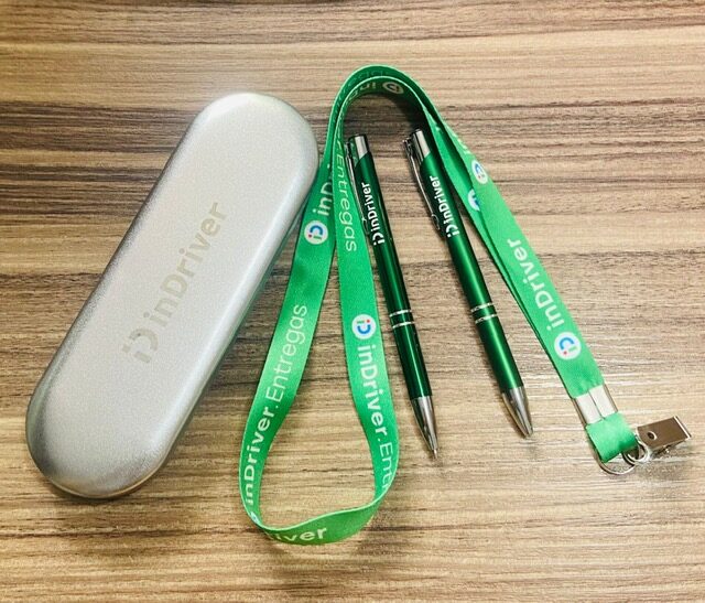 Kit de canetas e case personalizado inDrive