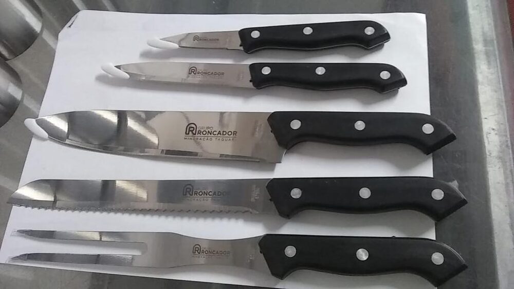 Kit de facas personalizado Grupo Roncador
